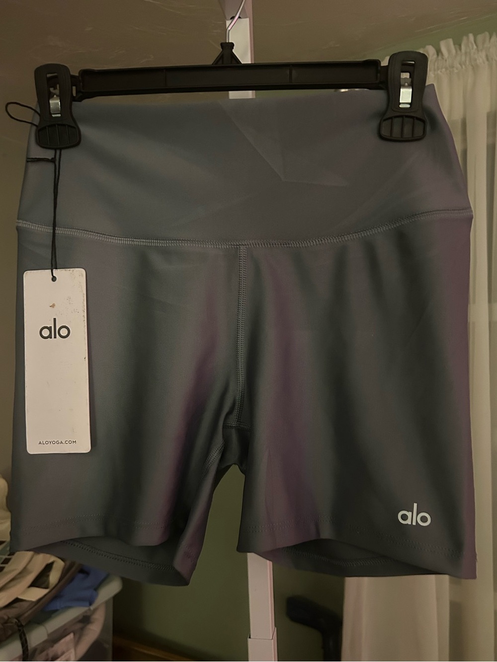 ALO Yoga Airlift Energy Shorts in Lunar Gray